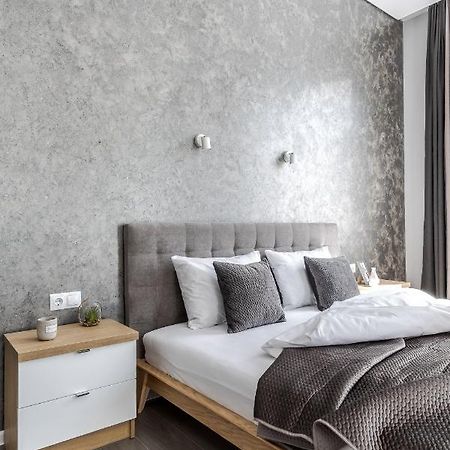 Inshiapartments On Popovycha Str リヴィウ エクステリア 写真