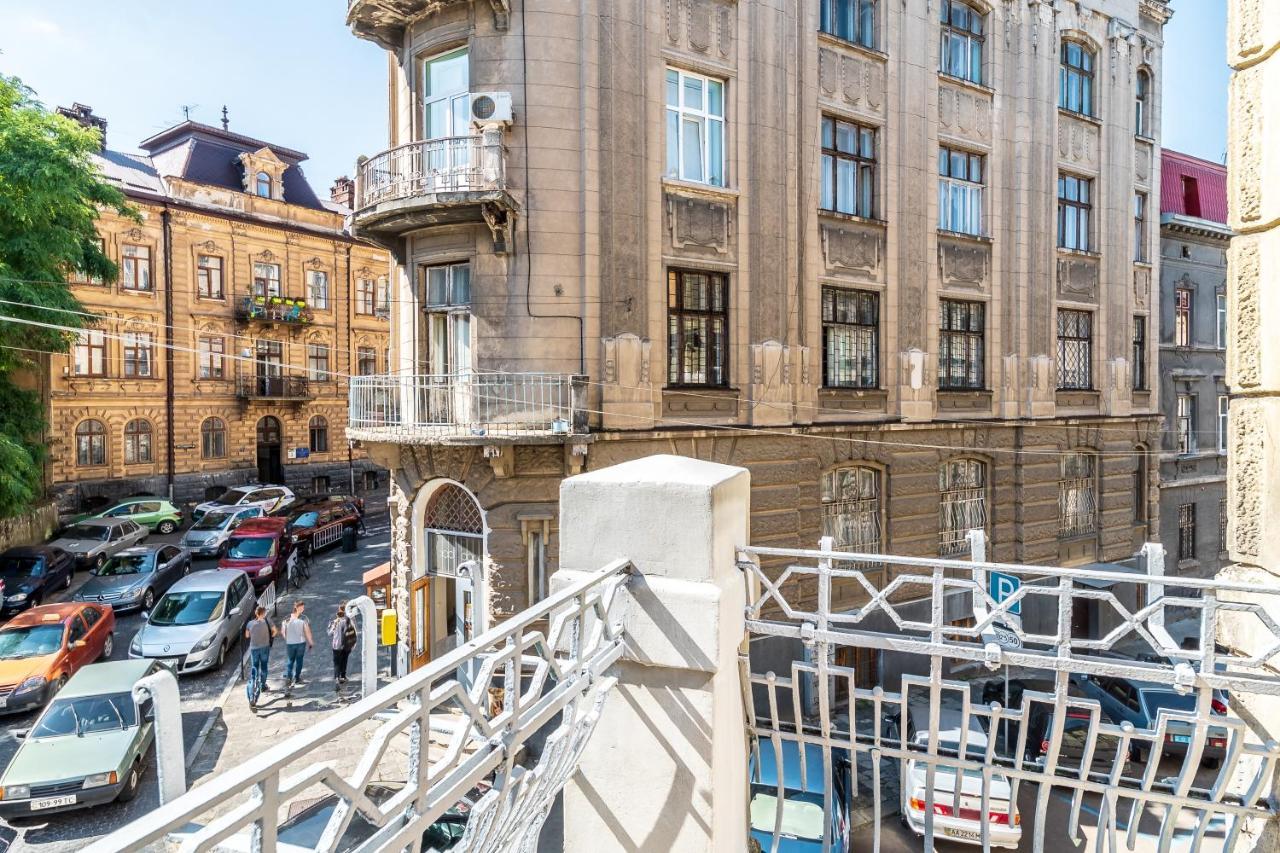 Inshiapartments On Popovycha Str リヴィウ エクステリア 写真