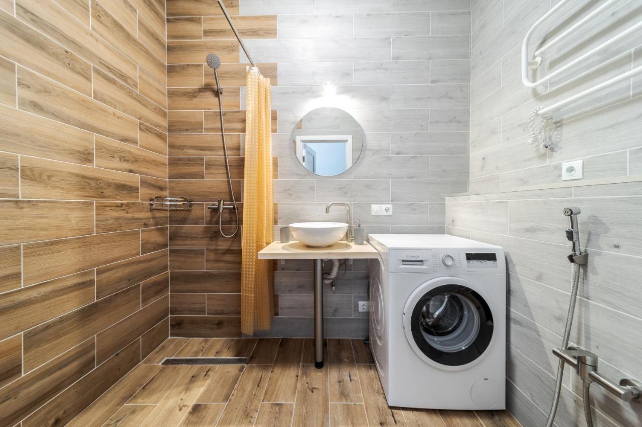 Inshiapartments On Popovycha Str リヴィウ エクステリア 写真